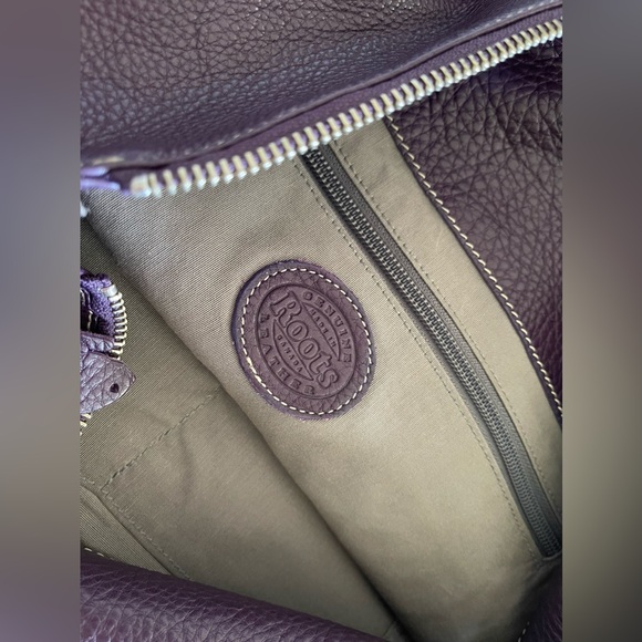 ROOTS Large Purple Leather Shoulder Bag - Picture 7 of 16